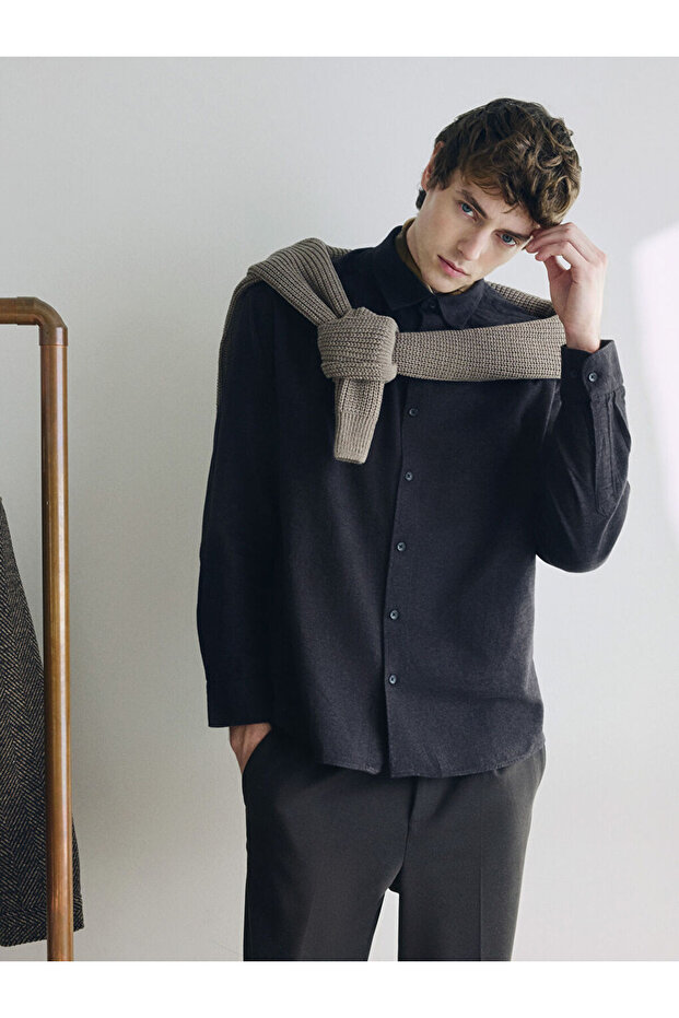 Esvab • Modern & Distinctive Standard Fit Long Sleeve Dobby Men's Shirt