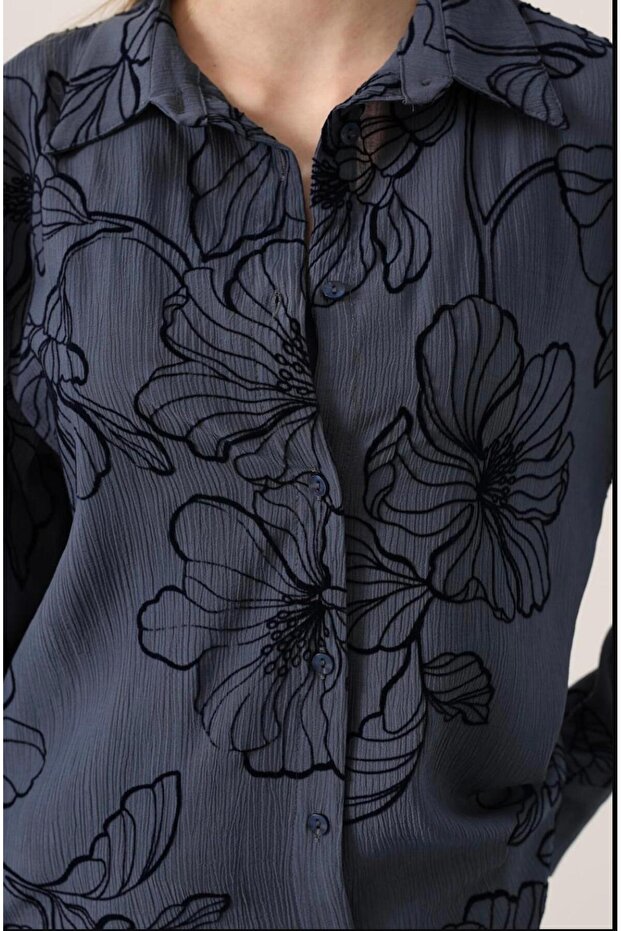 قميص منقوش بالزهور - 1