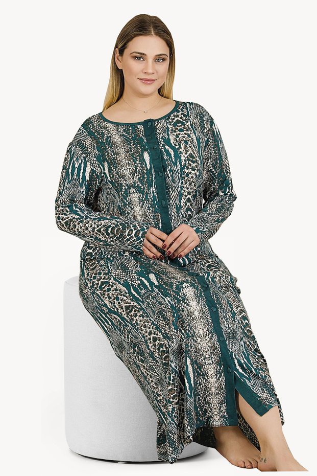 Buttoned Multi-Colored Plus Size Nightgown