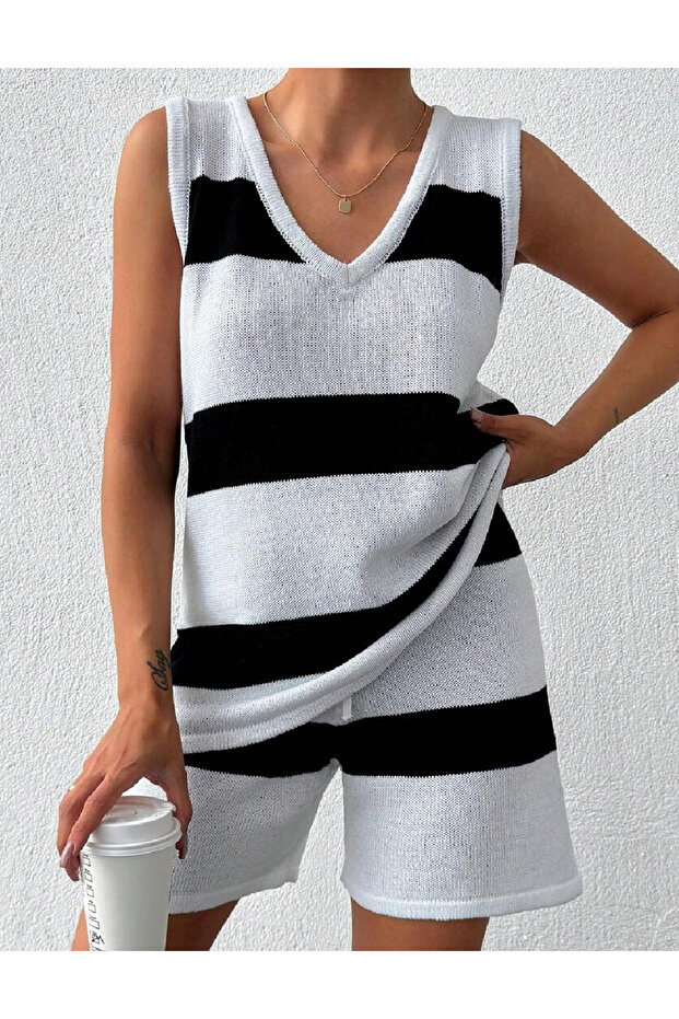 Compleu, Alb/Negru - 1