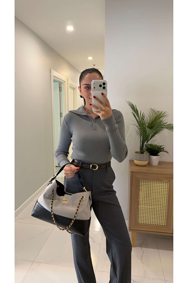 Lucca Light Gray Buttoned Knitwear