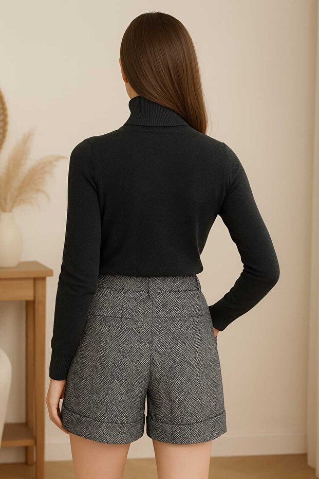 Mini Kaşe Şort - 3