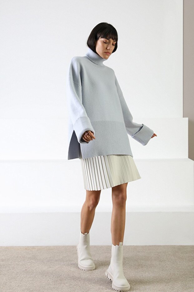 Blue Long Sleeve Side Slit Turtleneck Cashmere Women's Knitwear Sweater