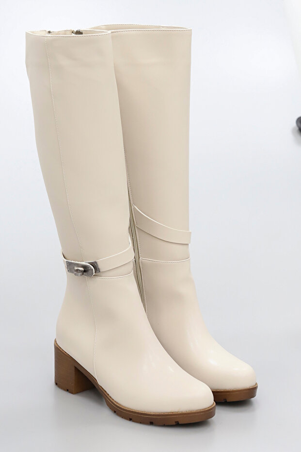 Str745 Buckle Detailed Boots