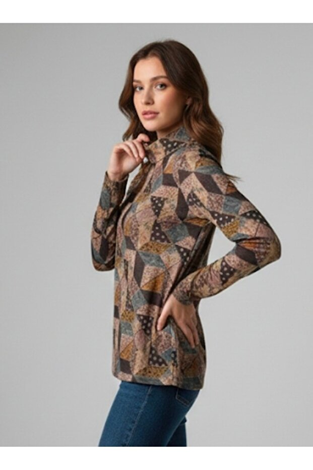 بلوزة من القطن الممشط بنمط ياقة نصفية - 2