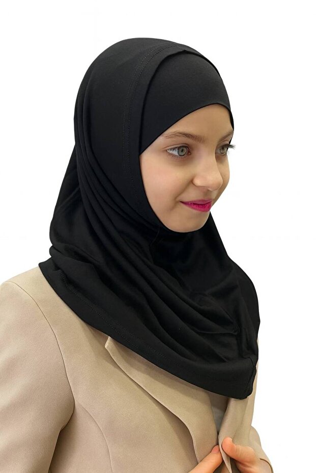 2 Pieces of Children's Hijabs