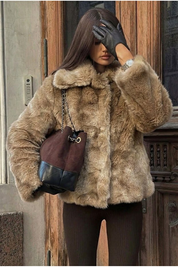 Women's Brown Hidden Snap Button Lined Premium Fur Coat