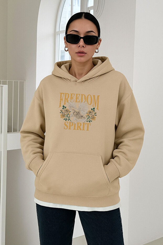 سويت شيرت نسائي بيج قصة فضفاضة بغطاء رأس Freedom Eagle مطبوع