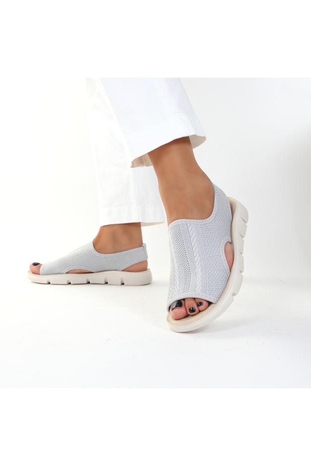 Lightweight gray sandals - 5