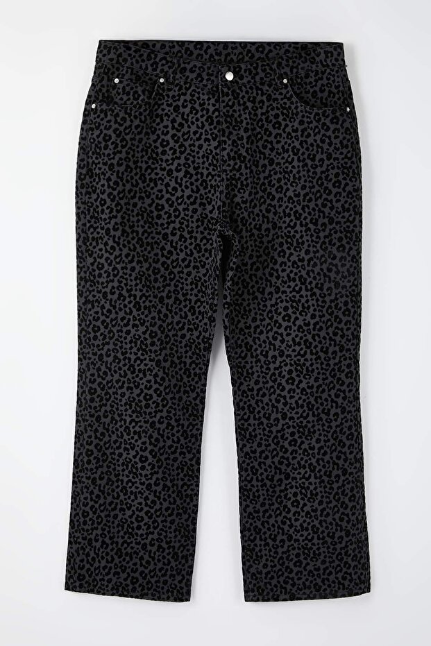 Siyah Süet Görünümlü Leopar Desenli Yüksek Bel Wide Leg/Geniş Paça Büyük Beden Jeans TBBAW26CJ00045 - 2