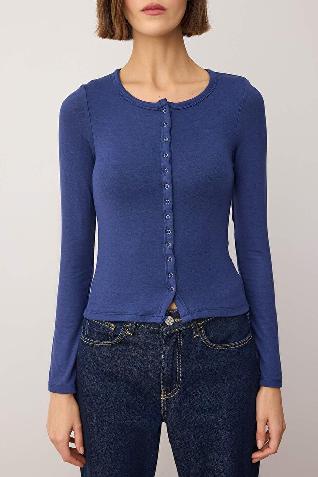 Lacivert Önü Full Çıtçıtlı Fitted/Vücuda Oturan Örme Bluz TWOAW26BZ00193 - 3