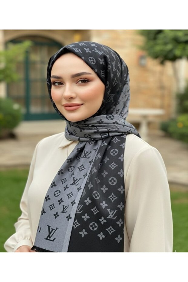 DOUBLE-SIDED G PATTERN SCARF