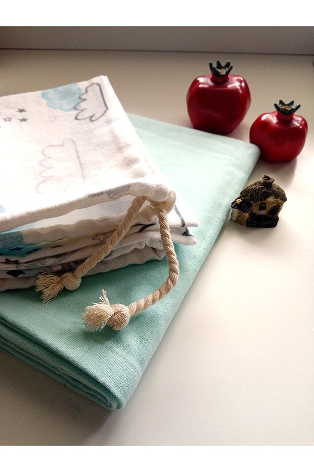 Mint Flannel Blanket and Pouch Set of Two 100X100 cm