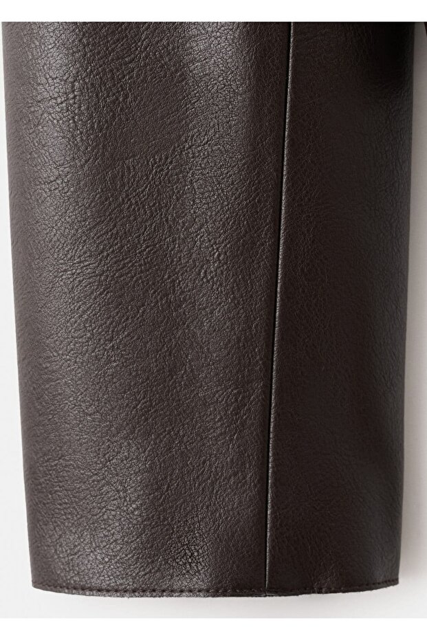 Deri görünümlü cepli ceket - 8