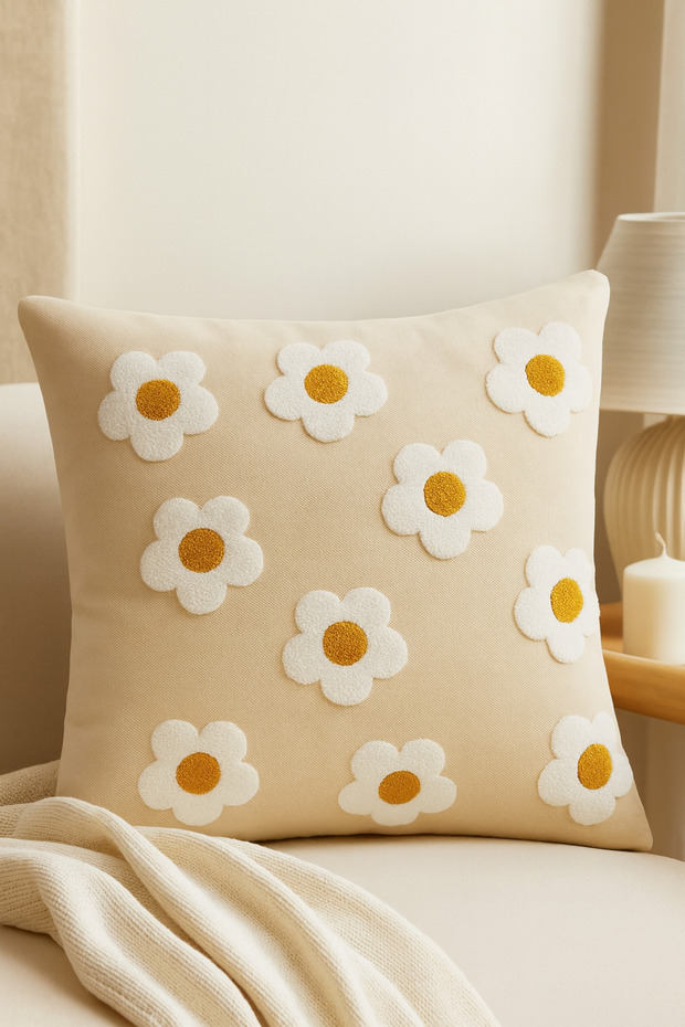 Daisy Patterned Punch Embroidered Special Design Decorative Throw Pillow Cover