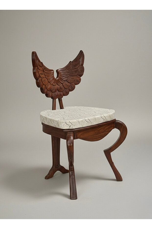 Kanatlı sandalye - 1