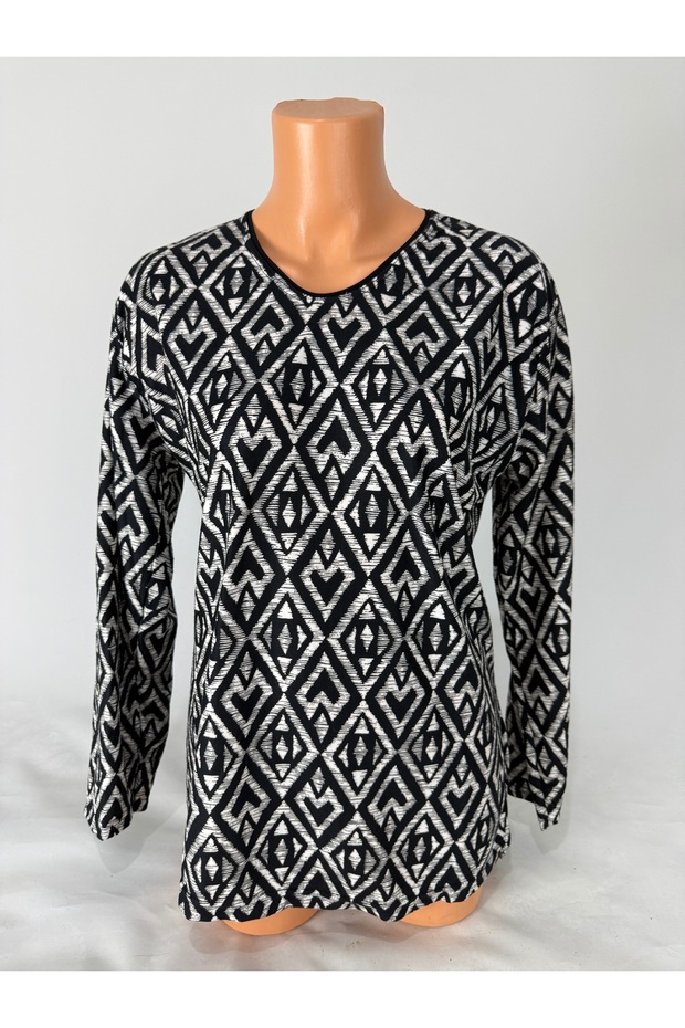 Women's Black Pattern Crew Neck Short Sleeve Slits Side Viscose Mother Combed Cotton T-Shirt Blouse