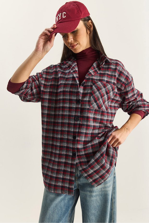 Women's Red and White Oversized Plaid Shirt with Single Pocket Detail 513 60283572