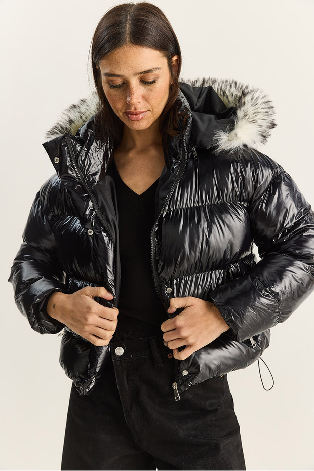 Women's Black Pocket Detailed Lined Hooded Short Puffer Coat 1088 60283867