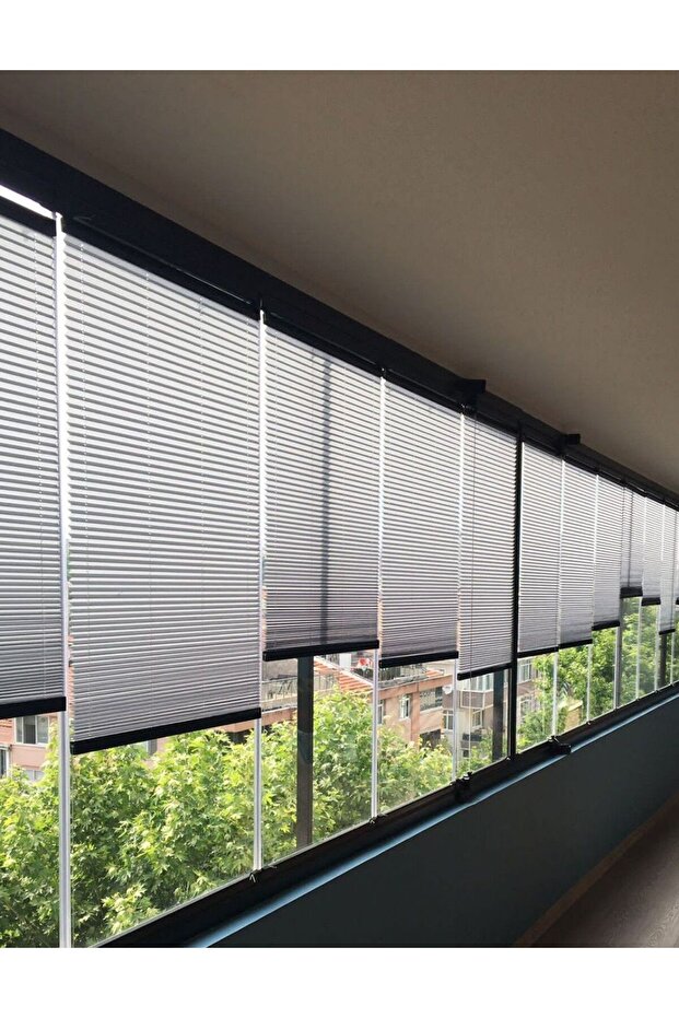 GRİ KANCALI / VİDALI PLİSELİ PERDE - 1