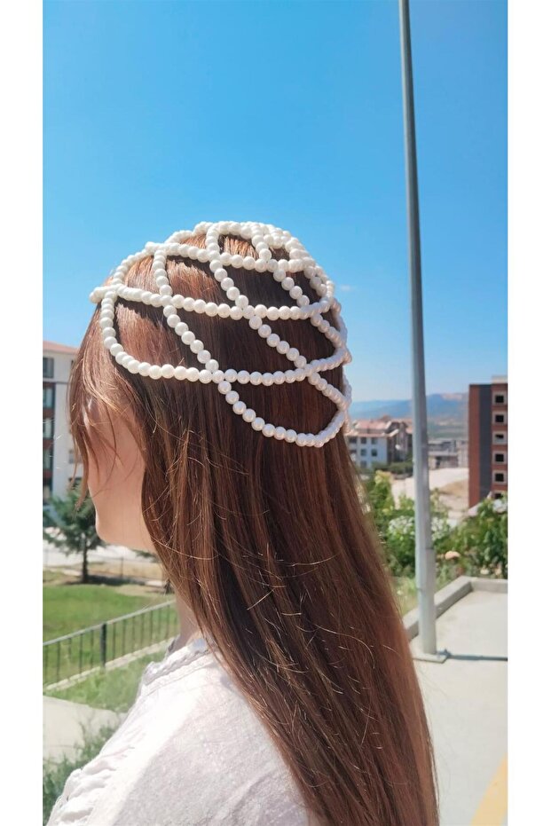 Knitted Pearl Hair Accessory