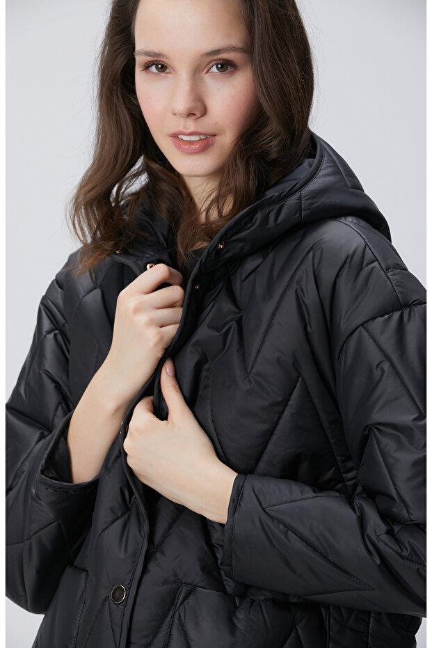 Siyah Zigzag Kapitone Mont - 2