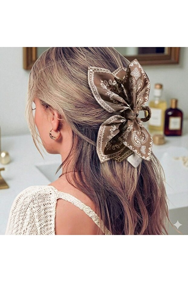 مشبك ملابس بتصميم فيونكة بنقشة بنية (BC-1253) - 1