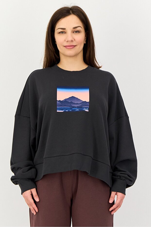 Women Oversized Fit Long Sleeve Outdoor Sweatshirt, Dark Grey