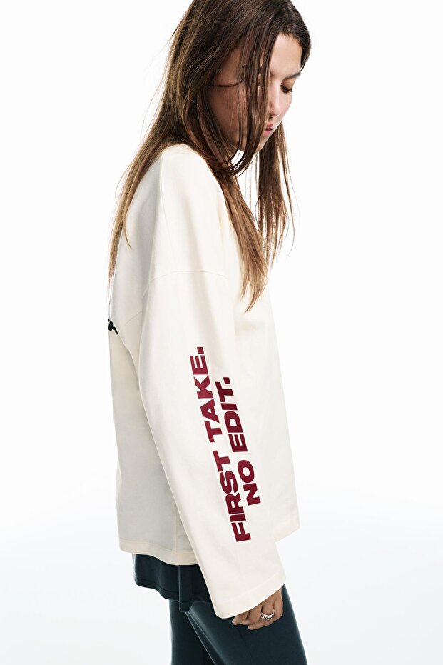 Grafik baskılı beyaz t-shirt - 1