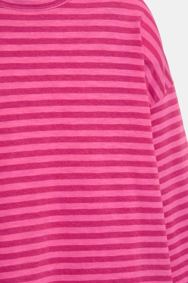 Pembe çizgili t-shirt - 6