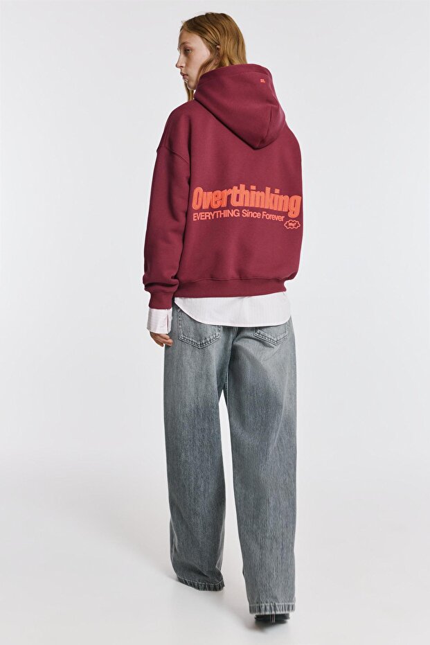 Oversize kapüşonlu grafik baskılı sweatshirt - 5