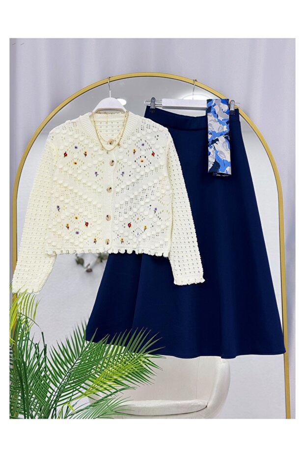 CORNFLOWER KNIT CARDIGAN FLARED SKIRT TWO-PIECE SET [cardigan one size, skirt sized]