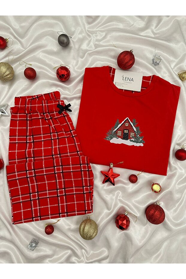 New Year's Red House Patterned Women's Pajama Set