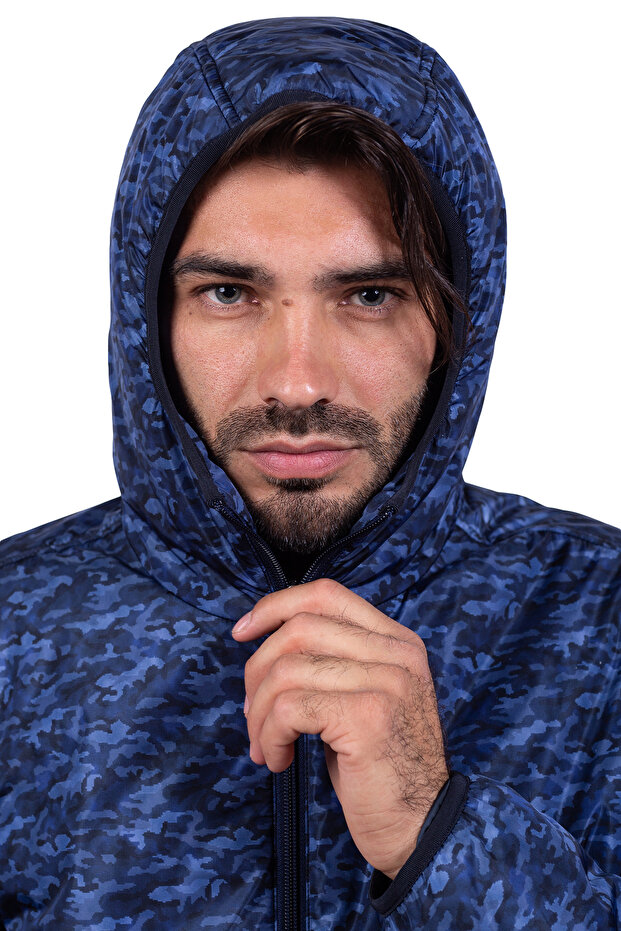 Hooded printed jacket - 5