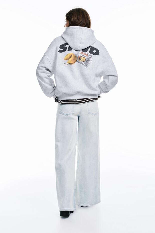 Kapüşonlu kurabiye desenli sweatshirt - 1