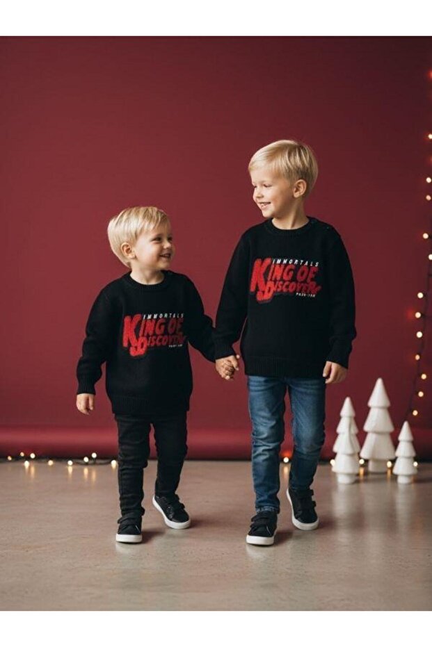 Boy's Collar Button Detailed Lettered Sweater