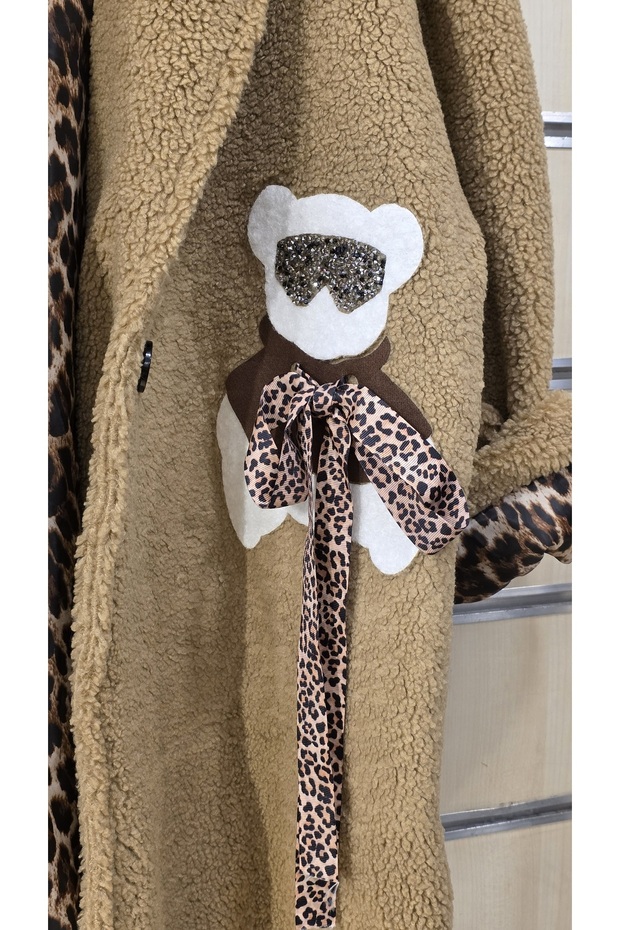 Plush Coat with Leopard Lining Inside - 3