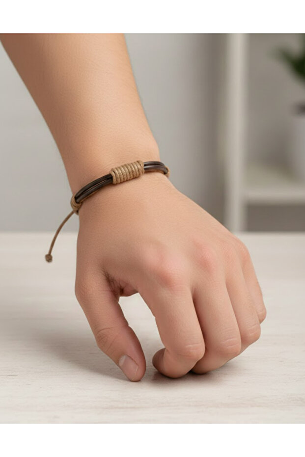 مجموعة من خمس قطع من أساور جلدية للرجال قابلة للتعديل - 4