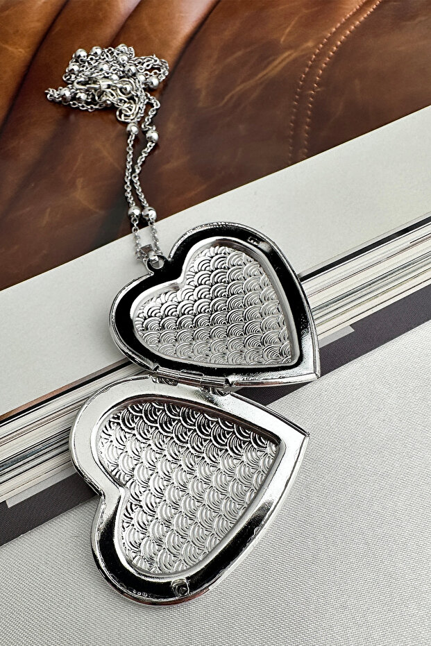 قلادة على شكل قلب مع غطاء قابل للفتح (68 سم) - 2