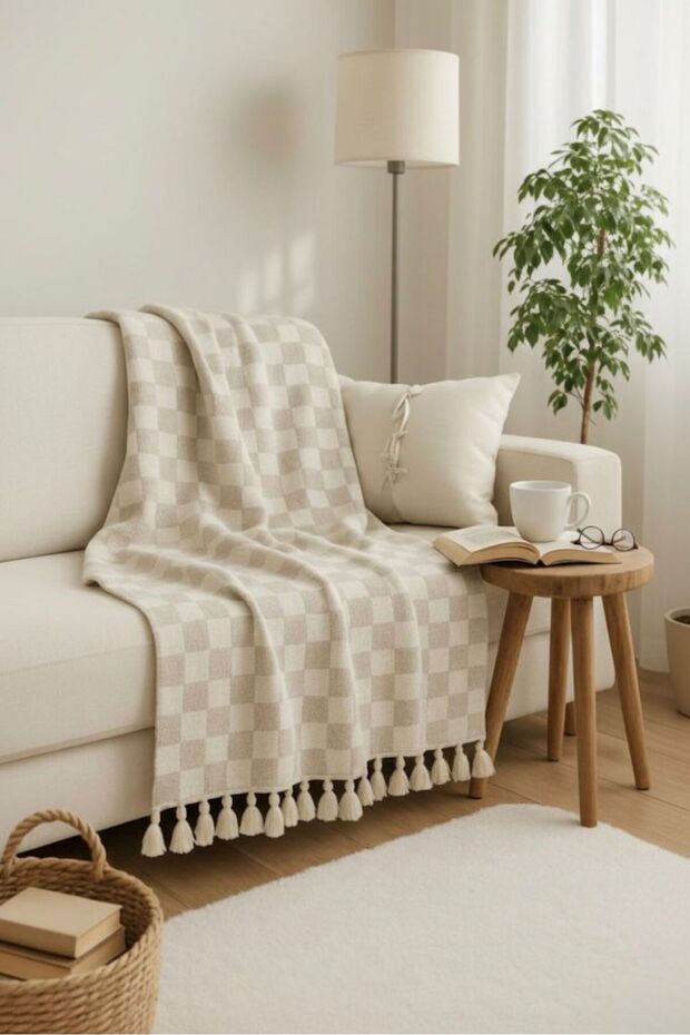 Chelsea Check Throw: Oversized (180x230cm) Lightweight Woven Blanket with Tassels for Sofa/Bed.