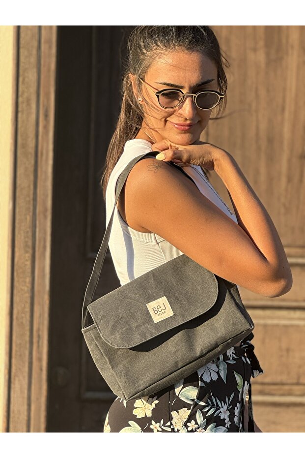 حقيبة كتف قماشية صغيرة - 3