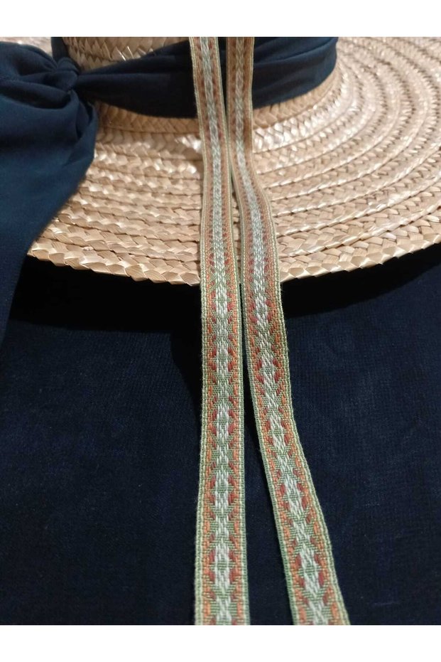 Etnik Desen Dar Şerit