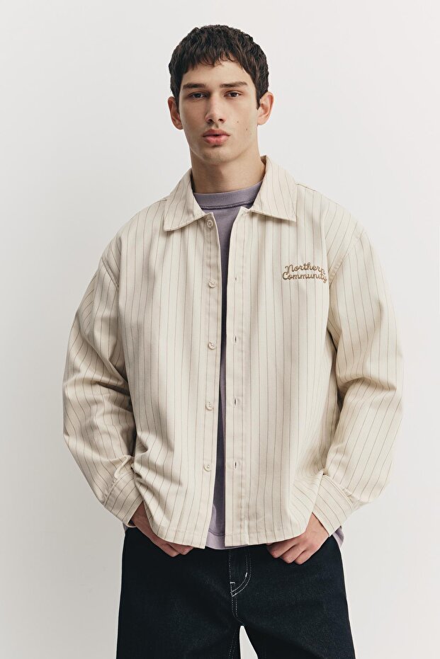 Nakışlı çizgili gömlek - 2