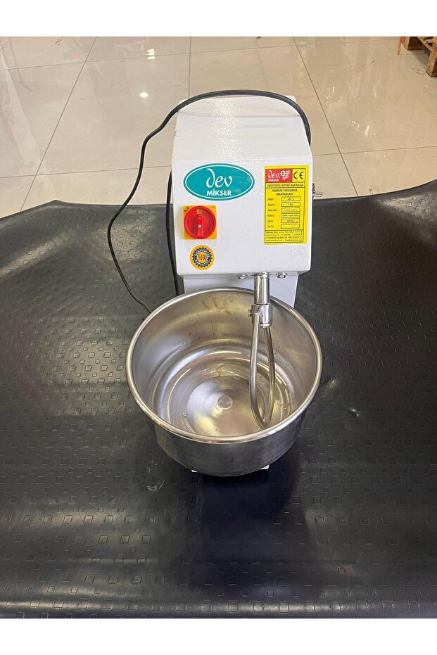 PROFESYONEL HAMUR KARMA MAKİNASI 5 KG UN 3 LT SU 8 KG KAPASİTELİ - 4