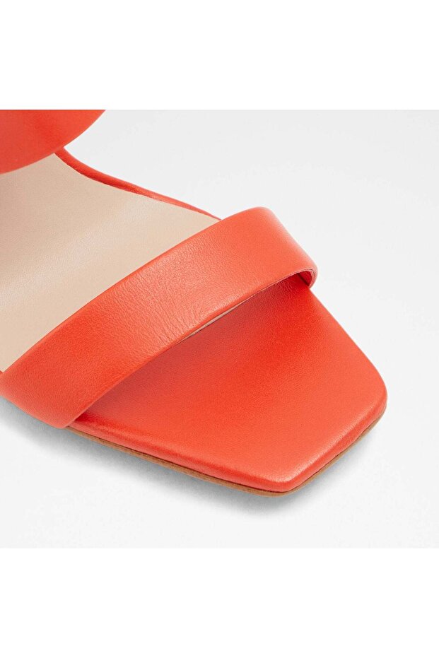 Vilidda / Heeled Sandals - 6