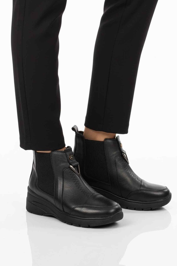 Black Genuine Leather Shock-Absorbing Anatomical Women's Boots with Fleece Inside 4153 Z