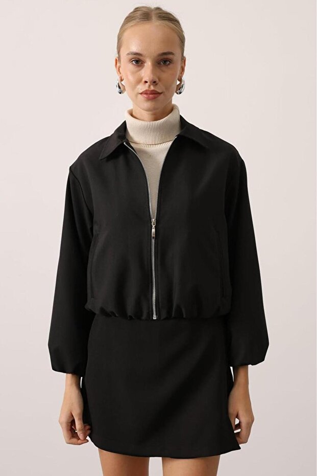 Jacket with Fabric Lining Inside - 3