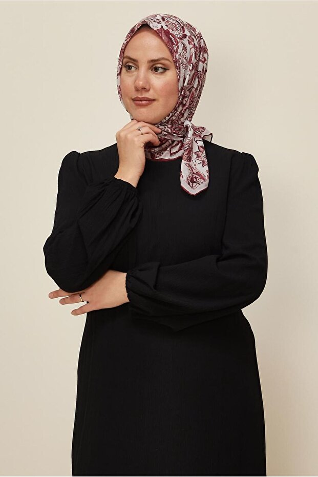 وشاح منقوش طبيعي 8557
