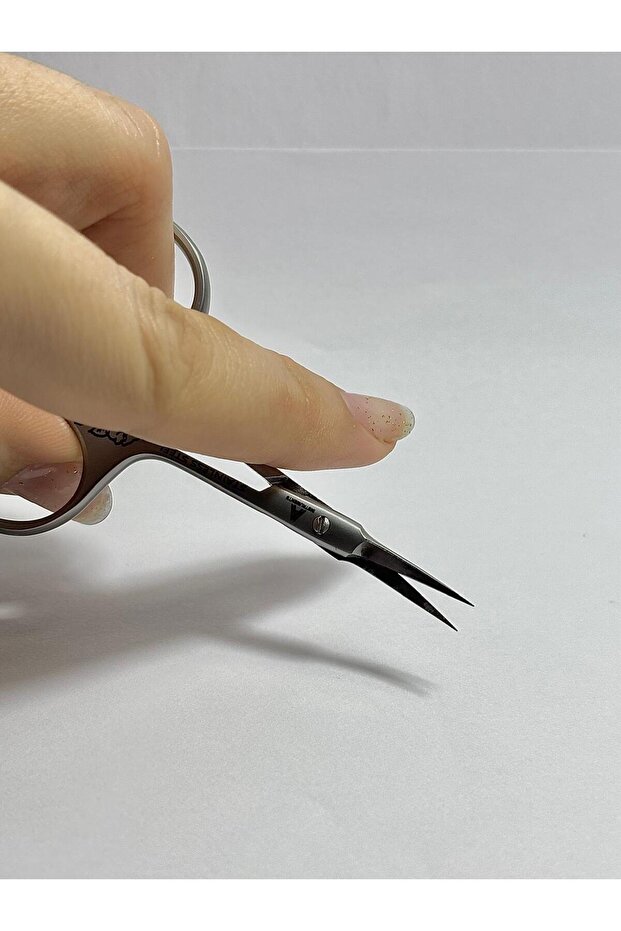 Professional cuticle scissors - 3