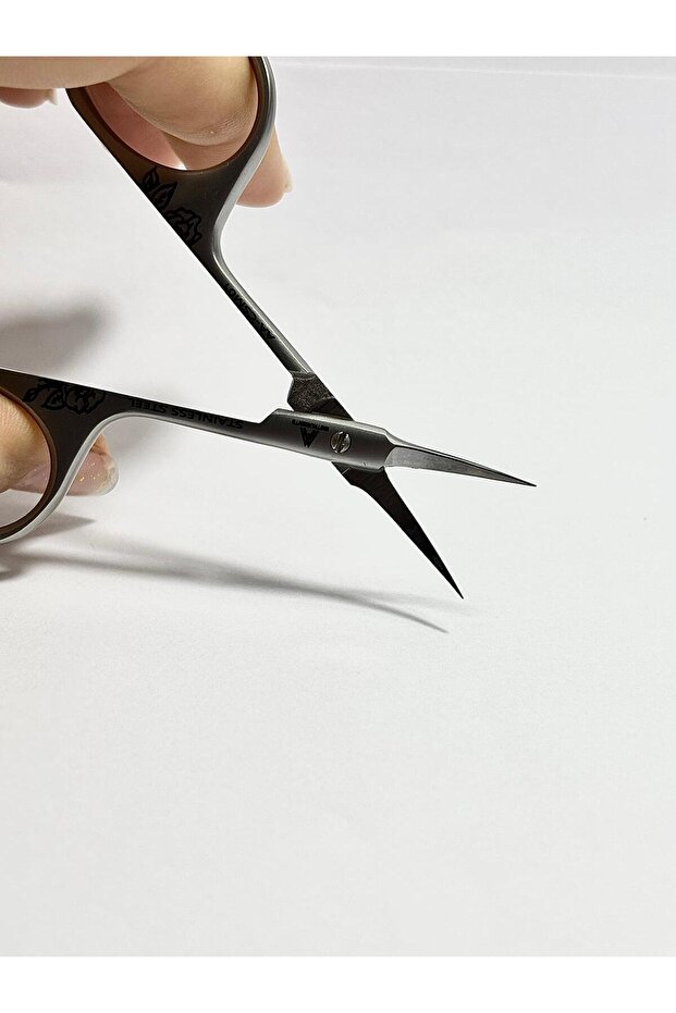 Professional cuticle scissors - 4